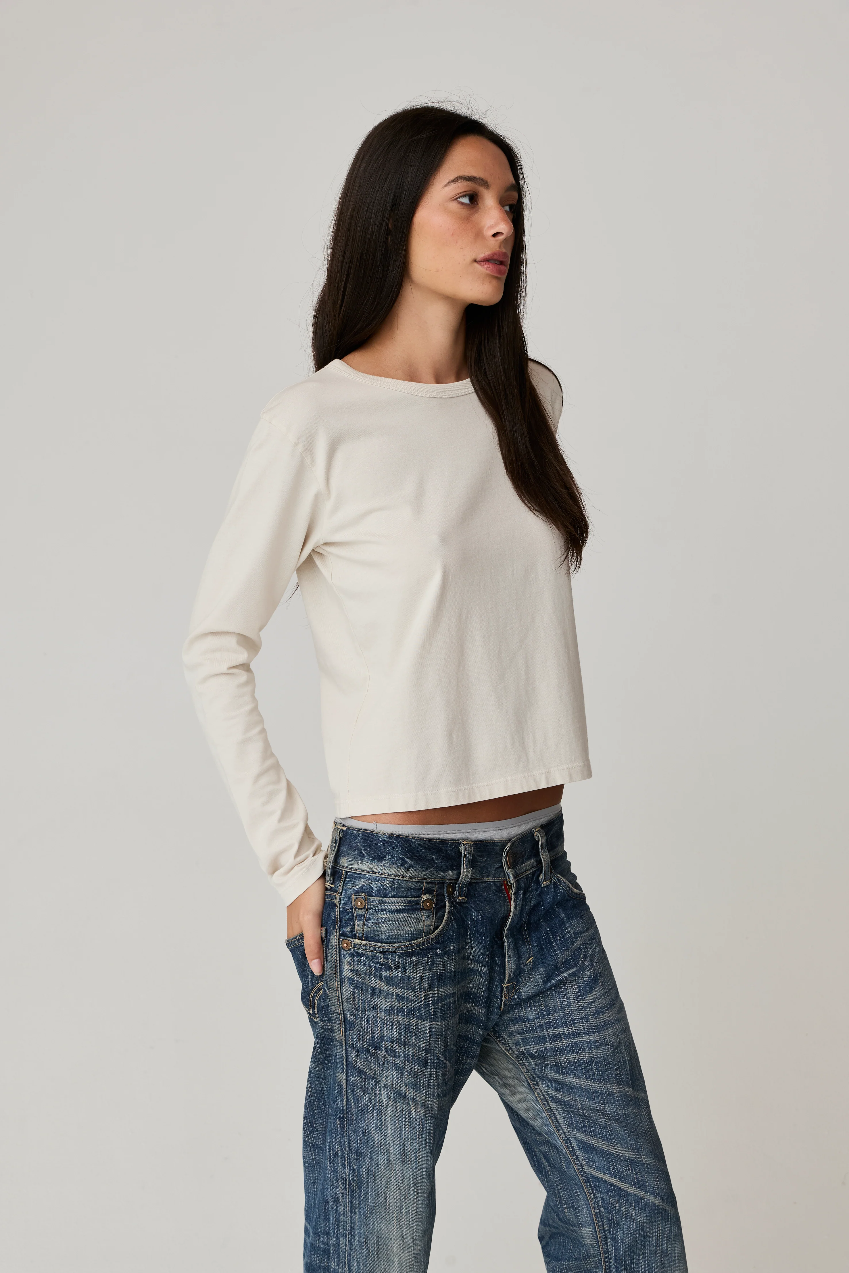 Lucy Longsleeve Tee - Image 3