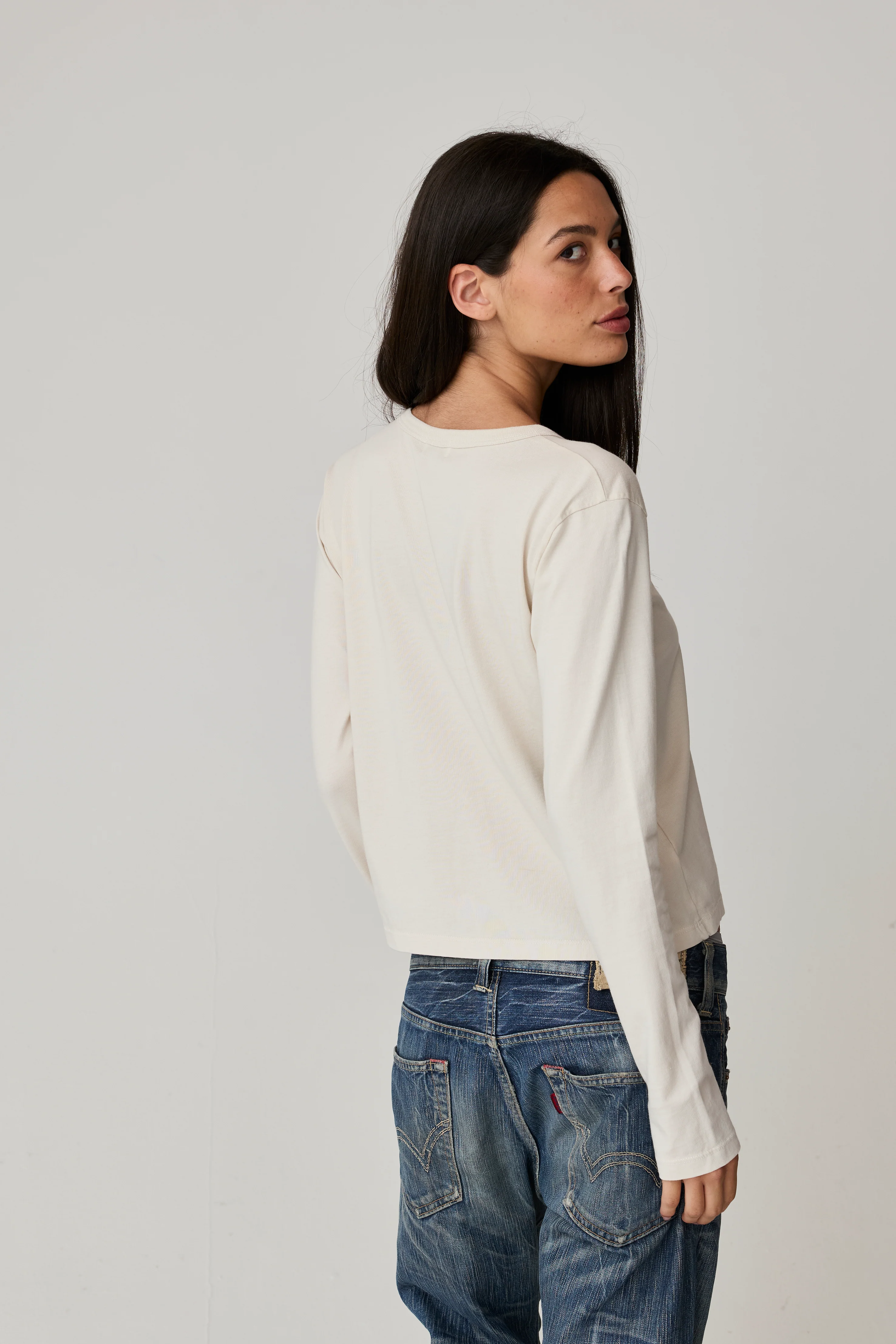 Lucy Longsleeve Tee - Image 4